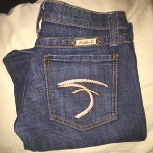 Frankie B. Jeans
